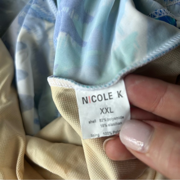 Nicole K Shelf Bra Lined Blue Abstract One-Piece Swimsuit XXL - Picture 4 of 9